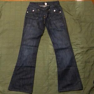 Boot cut jeans women size 28. Rock and Republic.